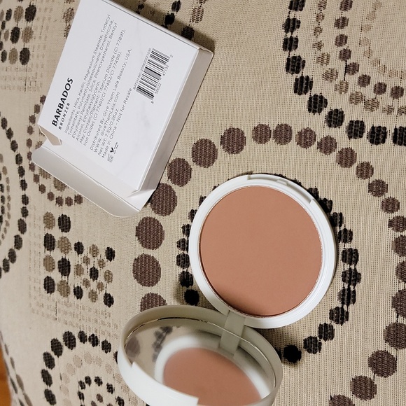 Give them Lala Beauty Bronzer in Barbados - Picture 3 of 3